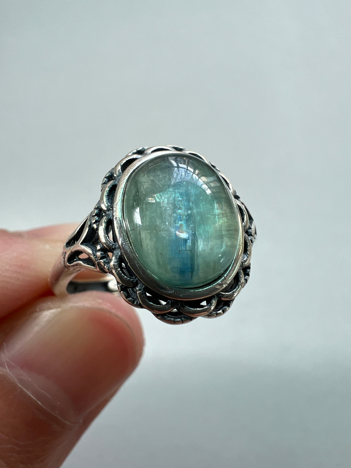 MINT KYANITE RING