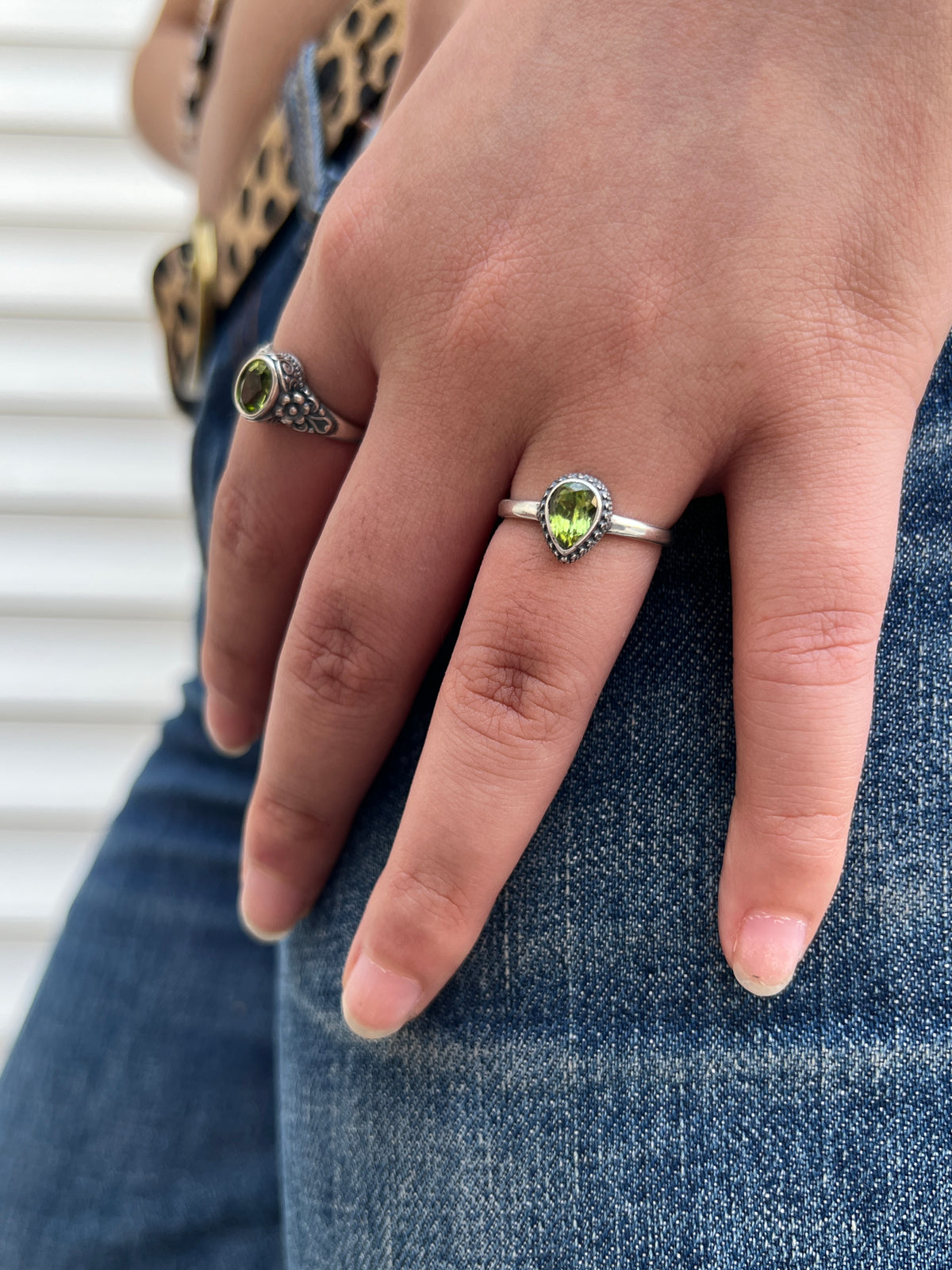 PERIDOT TEARDROP RING