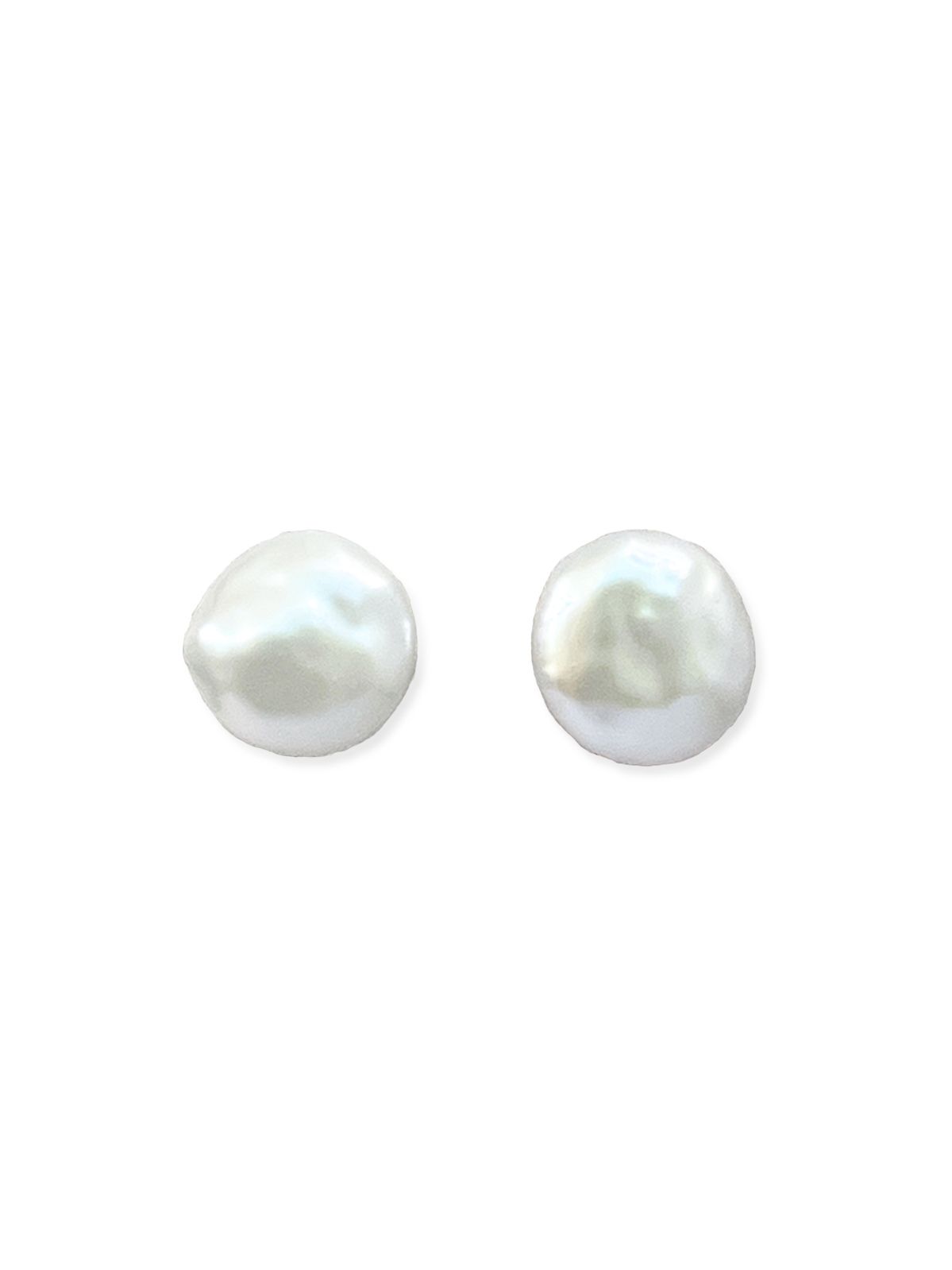 Button Pearl Studs