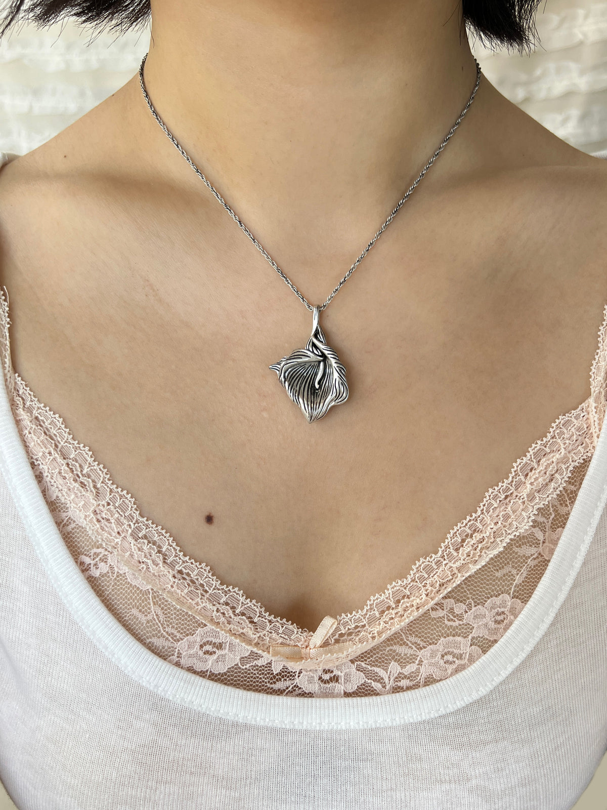 Calla Lily Necklace